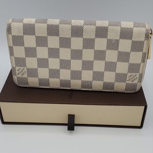 Louis Vuitton Damier Azur Compact Zippy Wallet